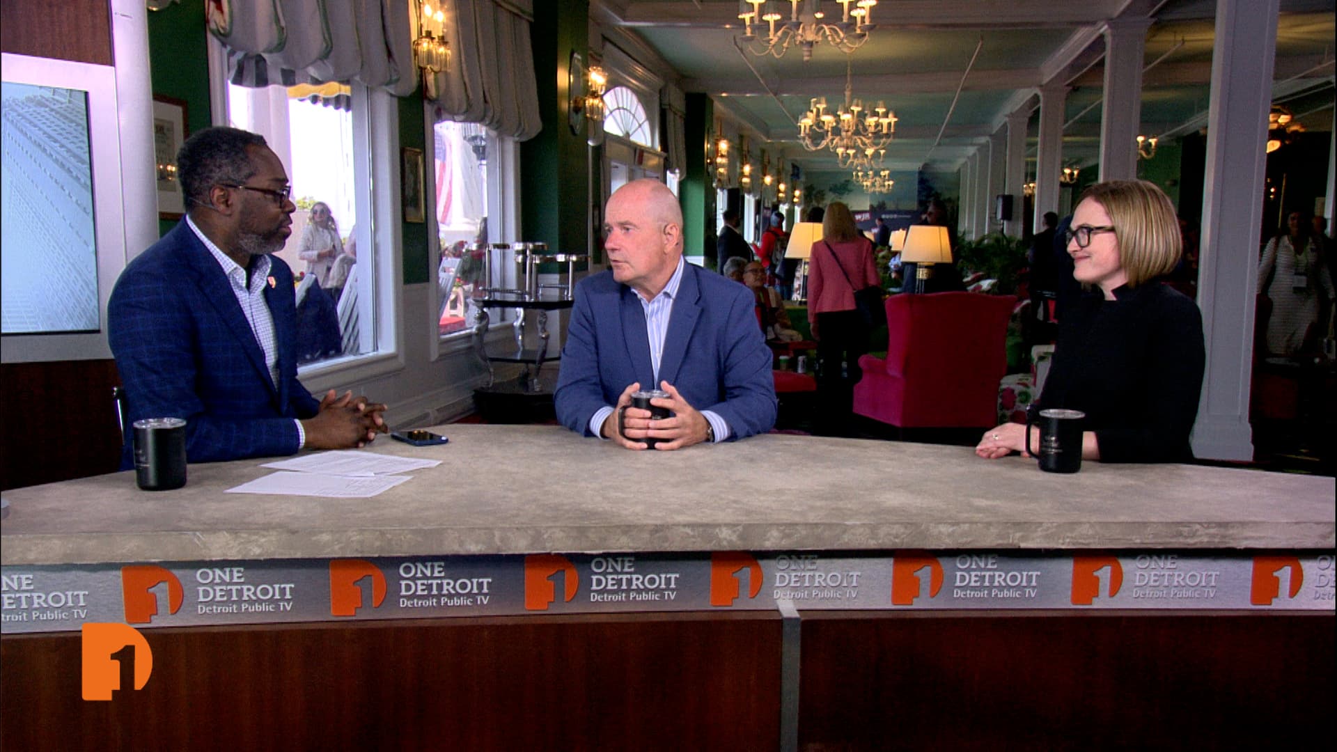 Nolan, Stephen, and Zoe Still 1